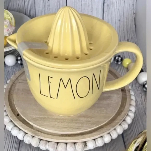 NEW Rae Dunn Yellow Ceramic Lemon Juicer Farmhouse  Home Decor 🍋 - Picture 2 of 2